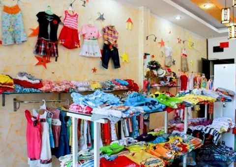 in áo thun số lượng ít cho shop thời trang